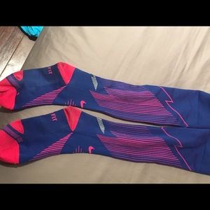 Nike Accessories - Nike women’s compression socks size small Nike Accessories - Nike women’s compression socks size small
